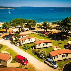 https://camping-medulin.in-istria.net